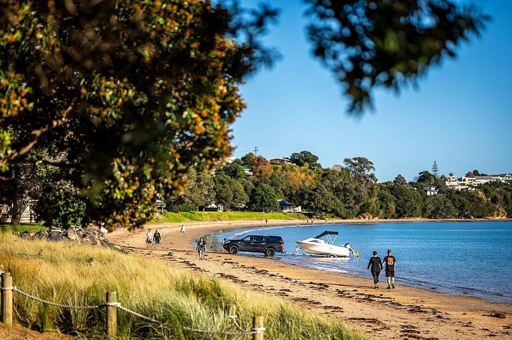 Stanmore Bay Beach House Уангапараоа Екстериор снимка