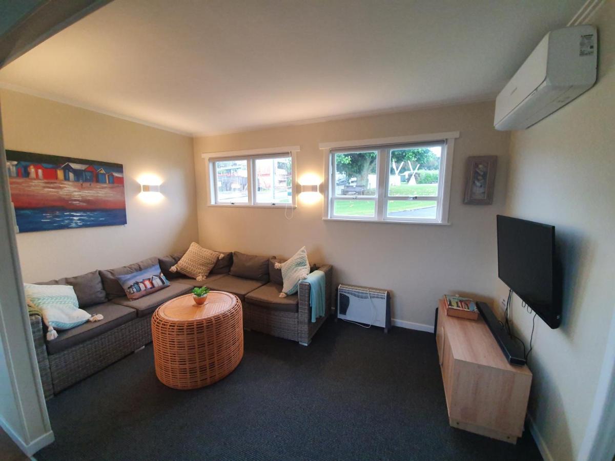 Stanmore Bay Beach House Уангапараоа Екстериор снимка