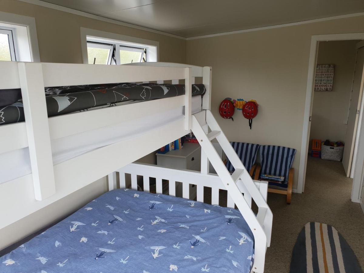 Stanmore Bay Beach House Уангапараоа Екстериор снимка
